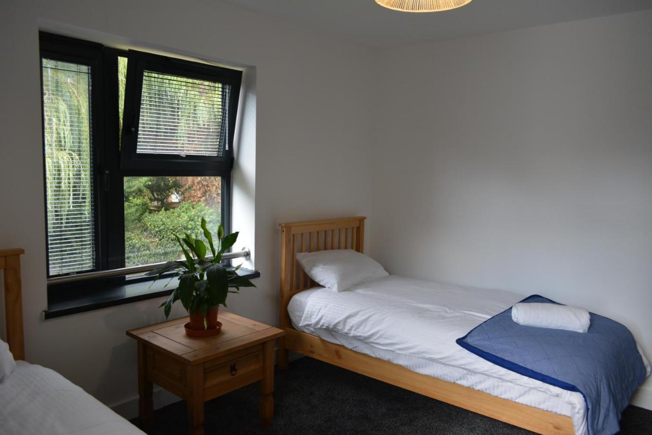 5 Jarn Court.